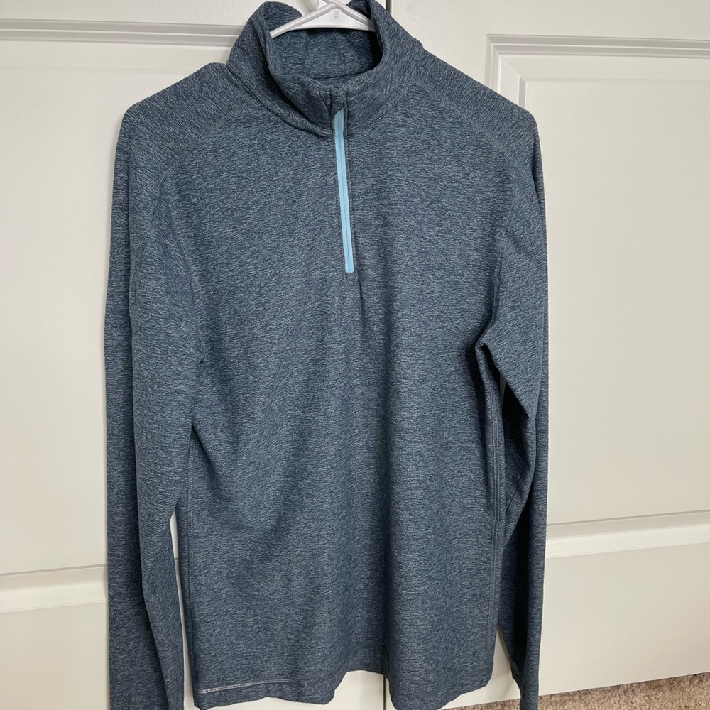 Lululemon Quarter Zip Pullover. Size small/medium